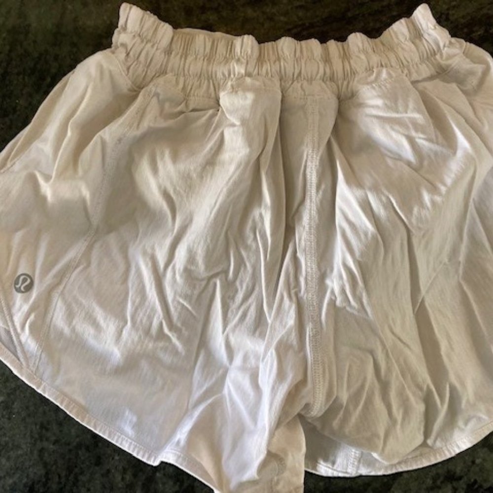 lululemon Hotty Hot Low-Rise Lined Short 4" white
